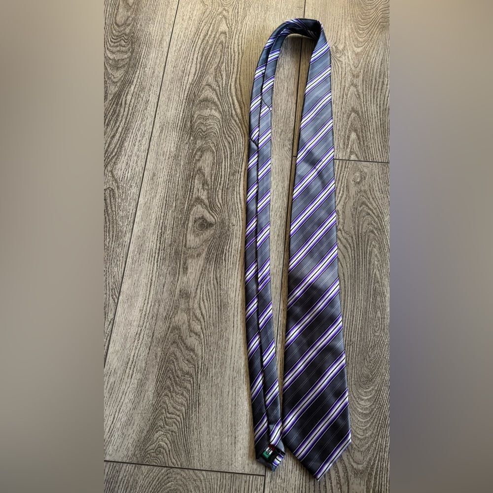 Brand Q Elegant Striped Purple Tie